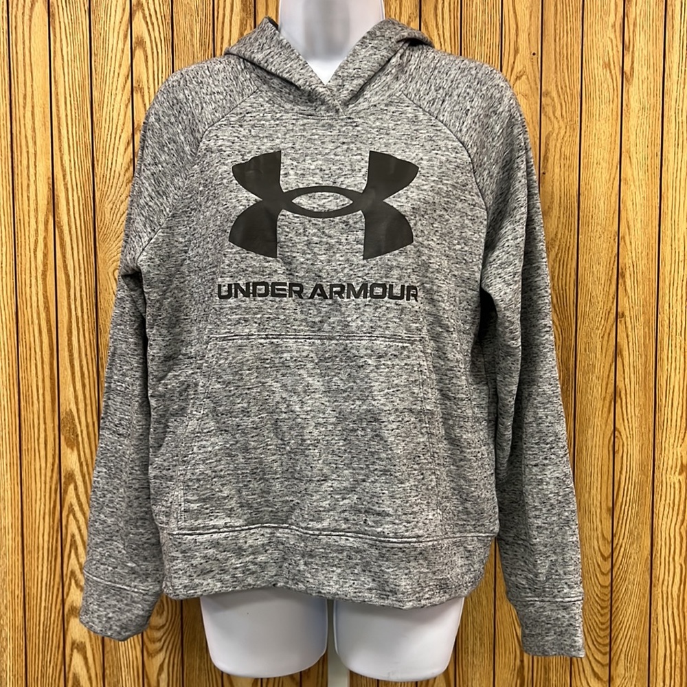 🆕 Women’s Under Armour hoodie